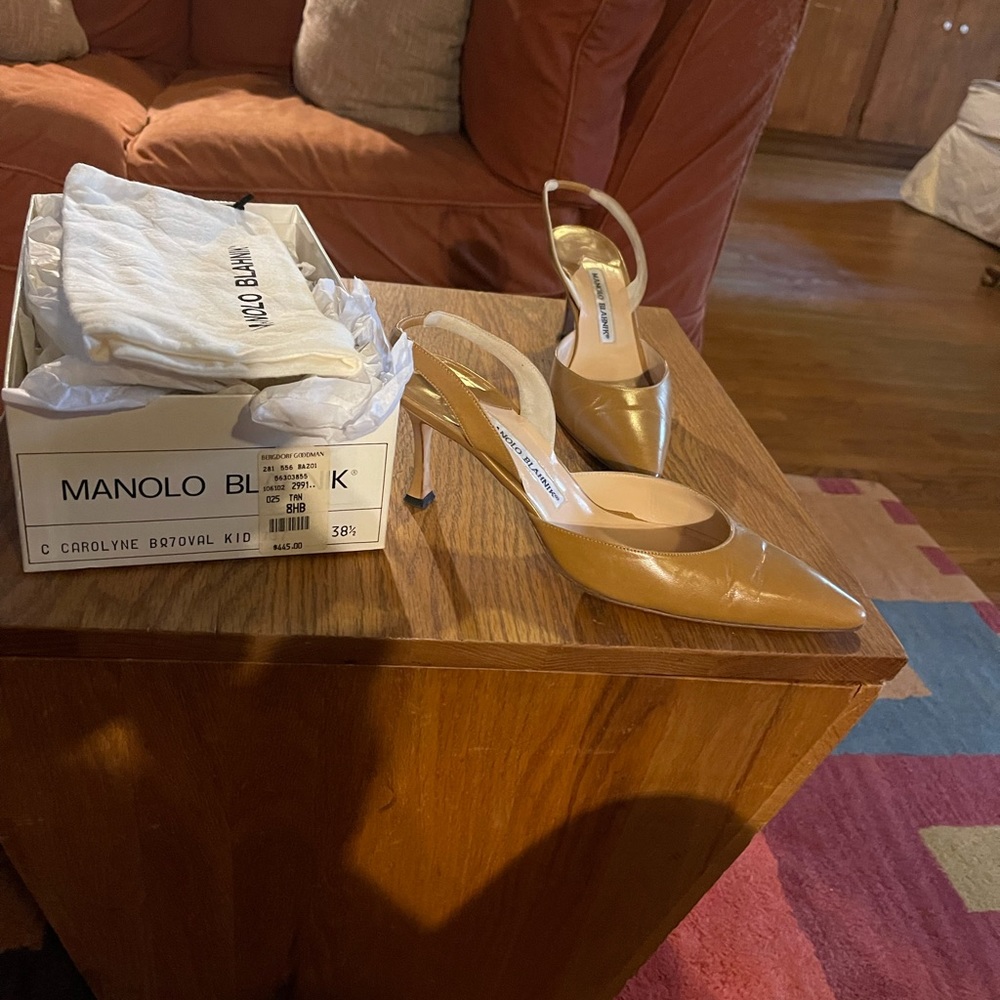Manolo Blahnik Carolyne Style Tan Color size 8 1/2